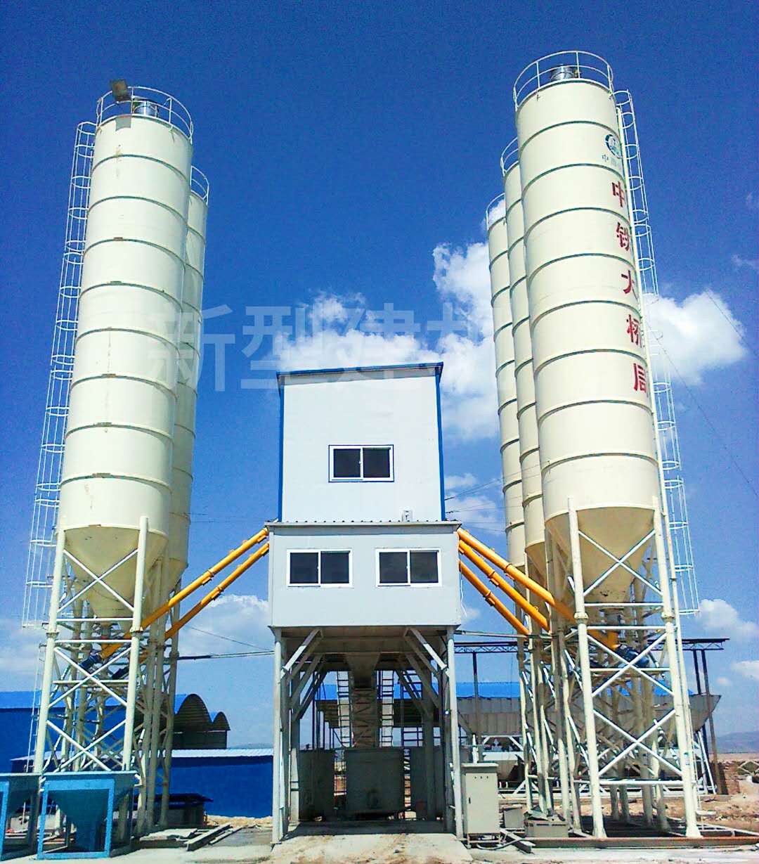 新型建机搅拌站